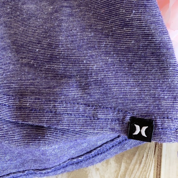 Hurley - Picture 2 of 3